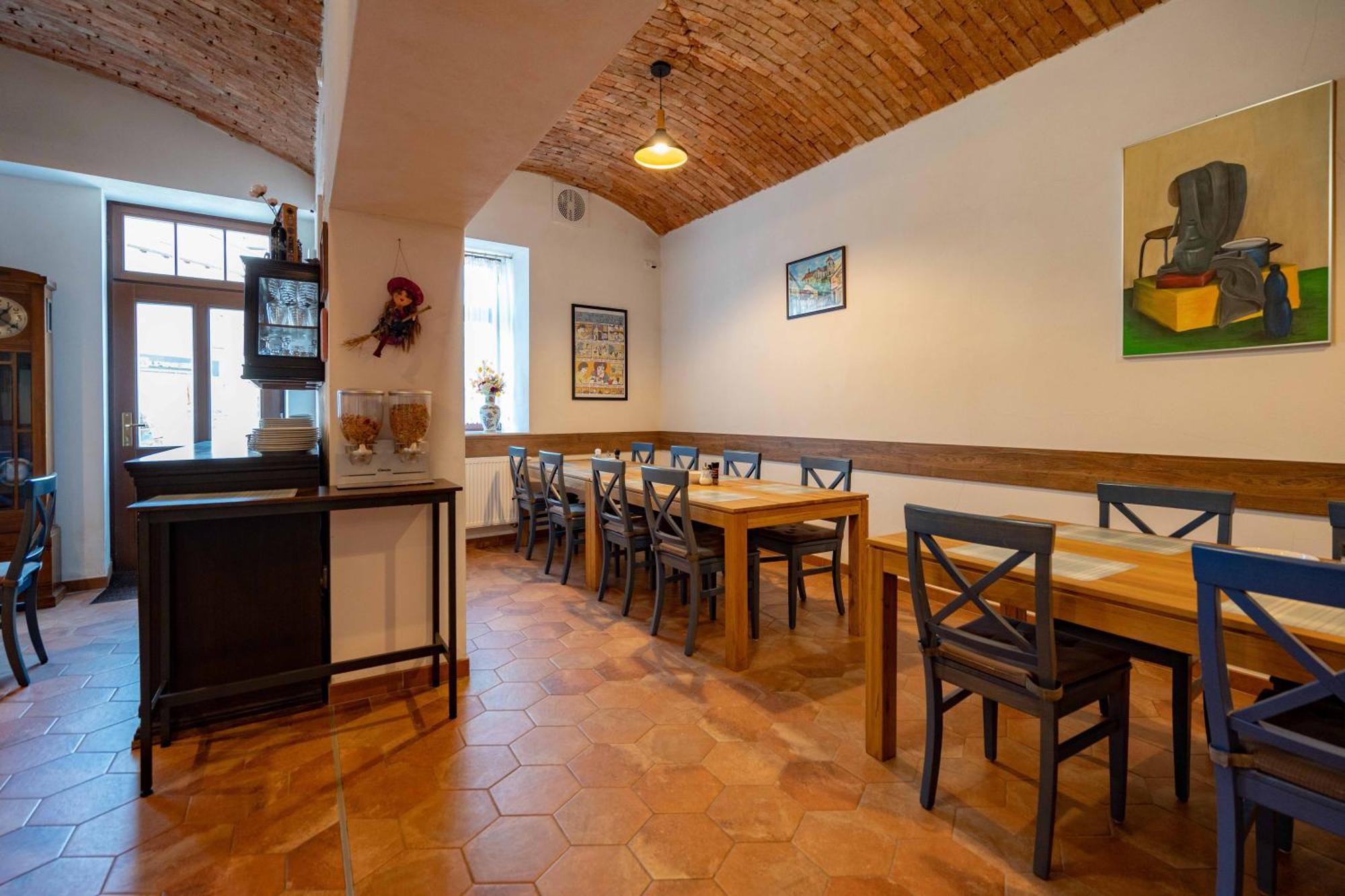 Hotel Volf Přeštice Extérieur photo