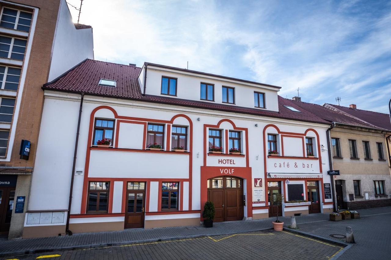 Hotel Volf Přeštice Extérieur photo
